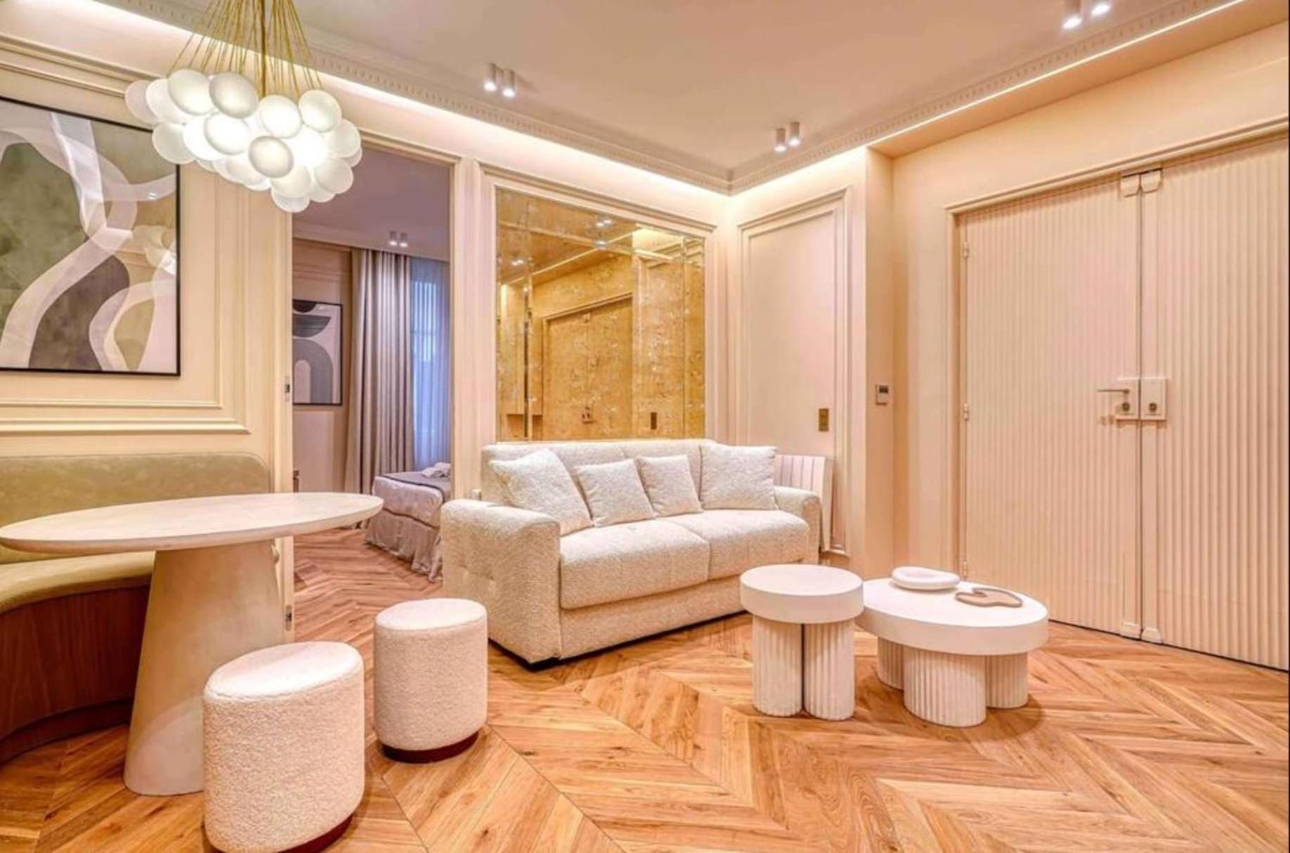 Appartement Sumptuous Opera Vendome By Studioprestige Paris