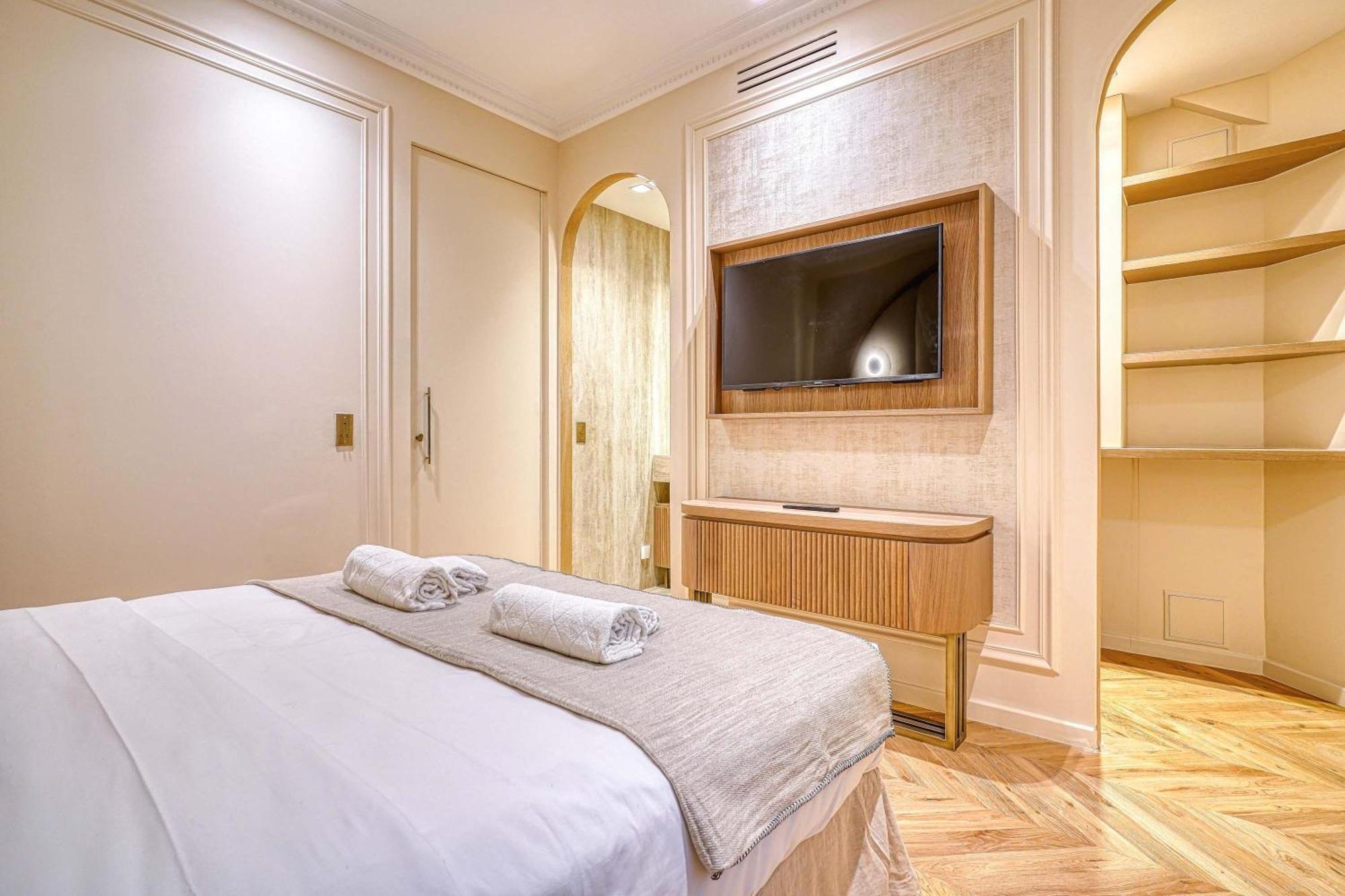 Appartement Sumptuous Opera Vendome By Studioprestige